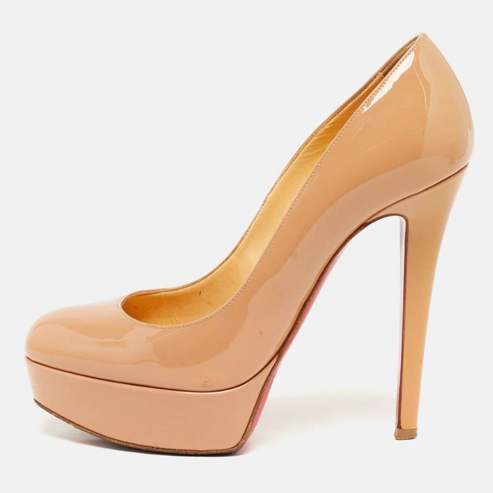 Christian Louboutin Bianca Size 35.5 Beige Patent Leather Platform Pumps